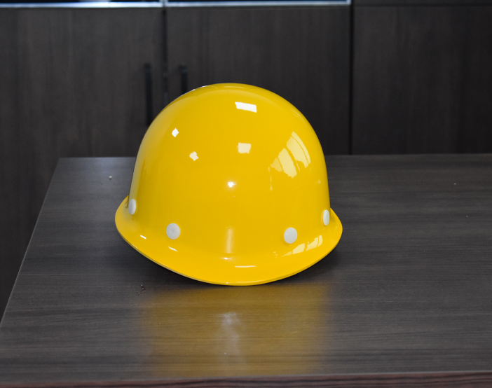 安全帽廠家告訴您安全帽的防護(hù)作用！